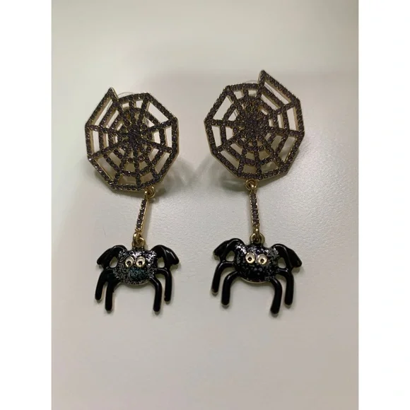 BaubleBar Halloween Spooky Studded Spider Web Earrings 🕷️🕸️ - Picture 4 of 5